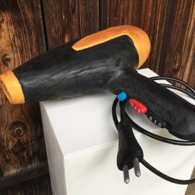 Anderé Becchio 2014 all works: Hairdryer Anderé Becchio 2014 all works: Hairdryer